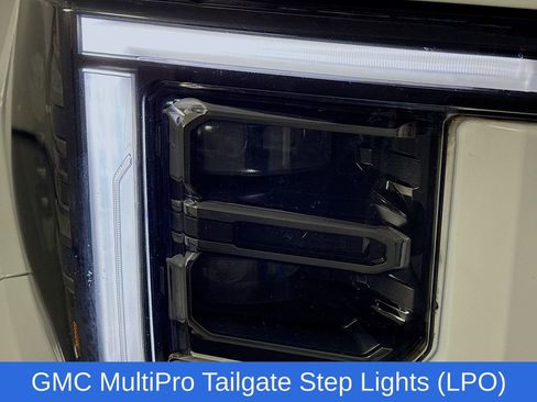 Used 2022 GMC Sierra 1500 AT4 w/ AT4 Premium Package image 42