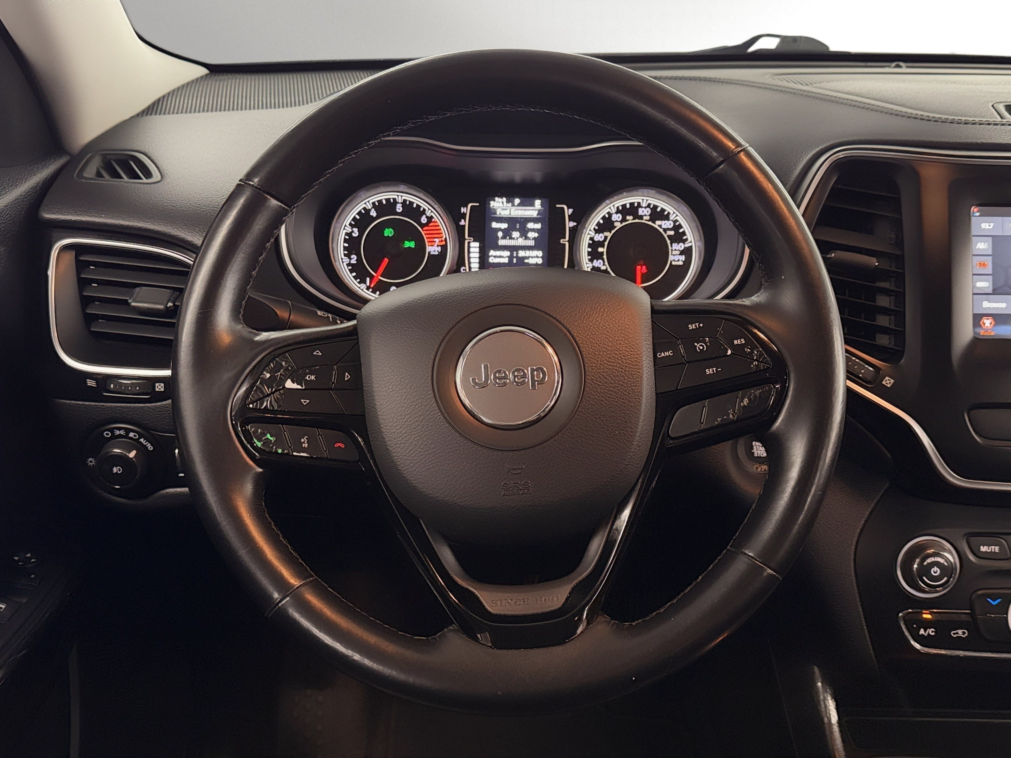 Used 2021 Jeep Cherokee Latitude Plus FWD image 20