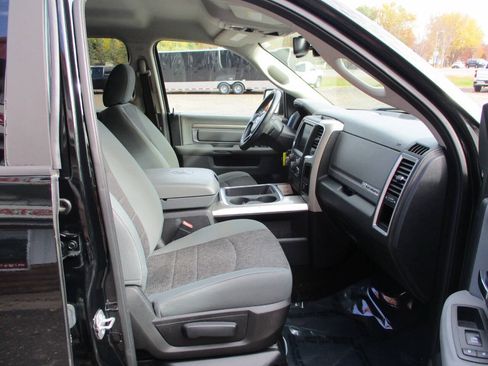 Used 2016 RAM 1500 Big Horn AWD/4WD image 25