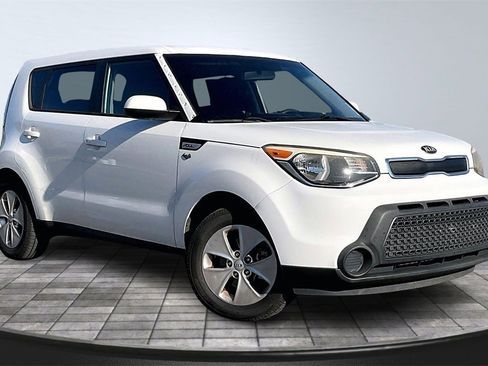 Used 2016 Kia Soul image 12