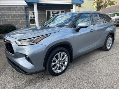 Used 2021 Toyota Highlander Limited