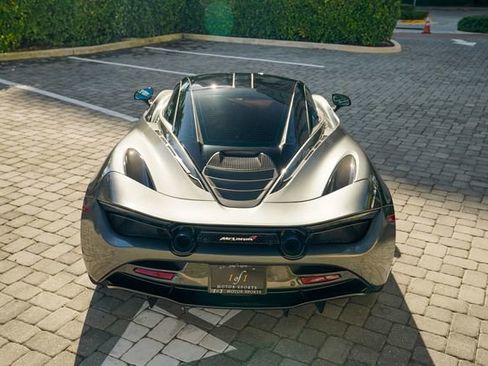 Used 2018 McLaren 720S Performance image 23