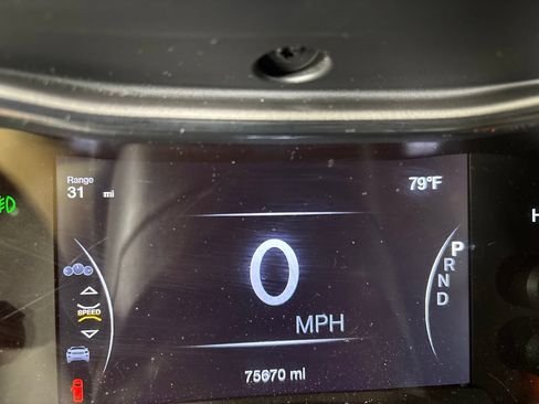 Used 2020 Jeep Grand Cherokee Altitude AWD/4WD image 17