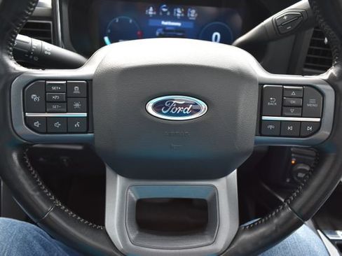 Used 2023 Ford F250 Lariat w/ Lariat Ultimate Package AWD/4WD image 25