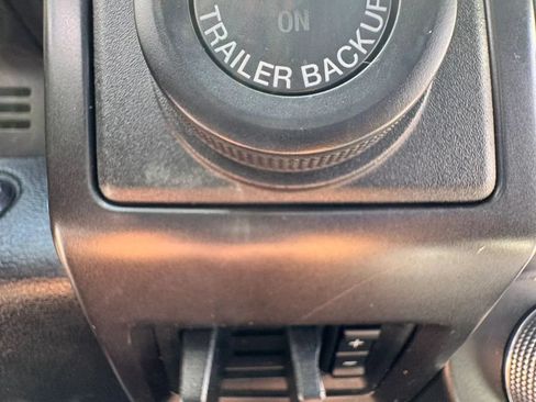 Used 2021 Ford Expedition Limited RWD image 11