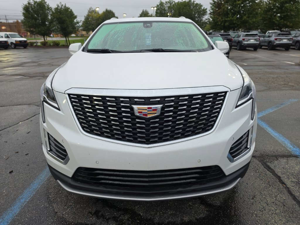 Certified 2024 Cadillac XT5 Premium Luxury w/ LPO, Floor Liner Package AWD/4WD image 2