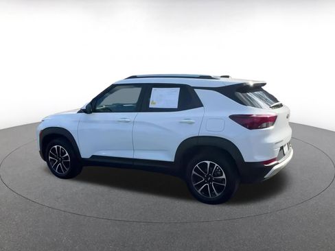 Used 2025 Chevrolet TrailBlazer LT image 10