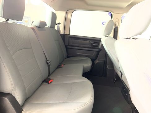 Used 2017 RAM 1500 Express w/ Express Value Package image 36