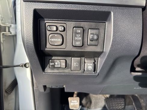 Used 2020 Toyota Tundra Platinum image 14