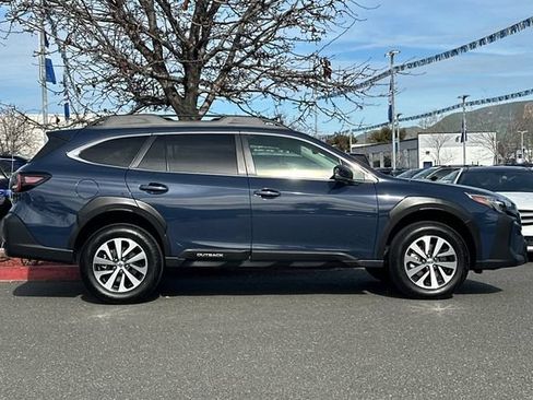New 2025 Subaru Outback Premium AWD/4WD image 3