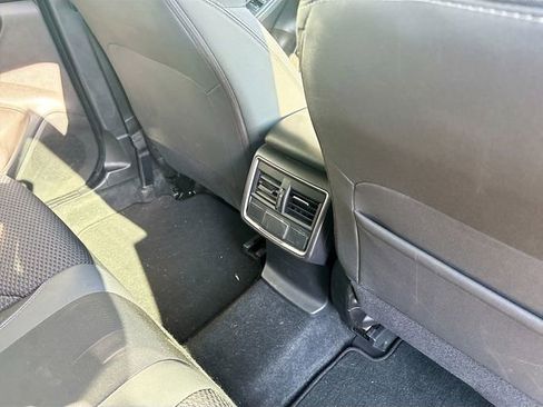 Used 2023 Subaru Forester Premium image 21