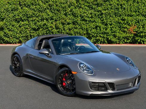 Used 2019 Porsche 911 Targa 4S AWD/4WD image 1