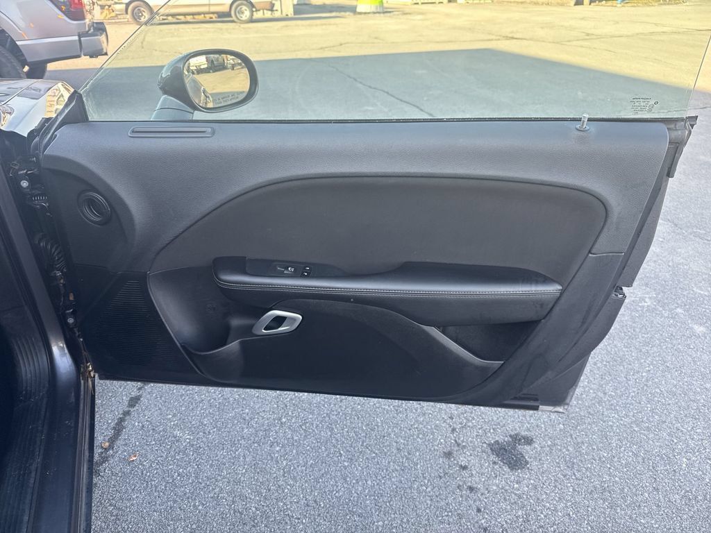 Used 2021 Dodge Challenger SXT RWD image 19
