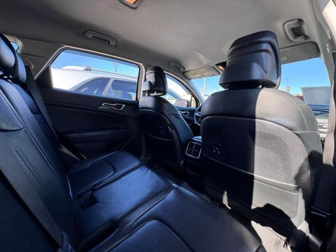 Used 2023 Kia Sportage EX image 27