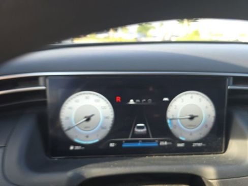 Used 2024 Hyundai Santa Cruz SEL w/ Activity Package FWD image 16