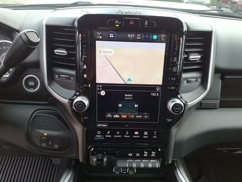 New 2027 RAM 3500 Big Horn AWD/4WD image 23
