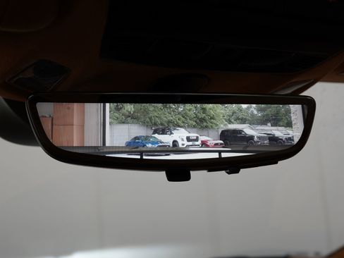 Used 2024 Chevrolet Corvette Stingray Premium Conv w/ 3LT image 28