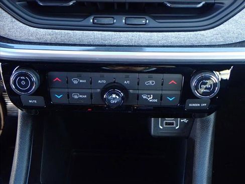 New 2026 Jeep Compass Latitude w/ Mopar All Weather Package image 20