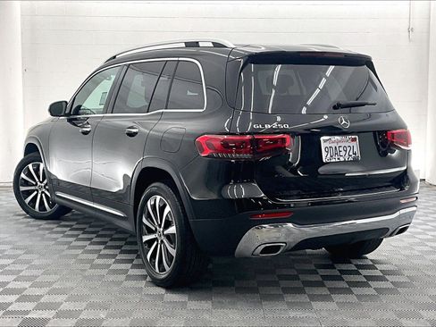 Certified 2022 Mercedes-Benz GLB 250 image 10
