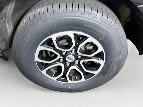 Used 2024 Ford Expedition Max XLT RWD image 11