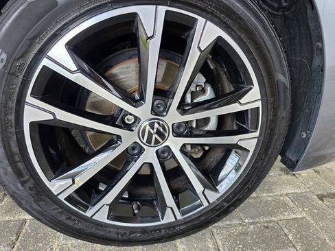 Used 2024 Volkswagen Jetta Sport FWD image 7