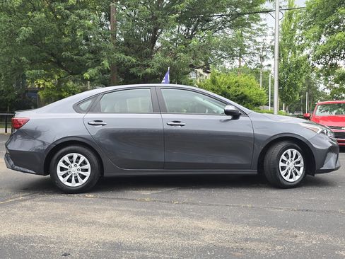 Used 2024 Kia Forte LX FWD image 22