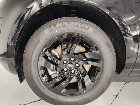 Used 2026 Land Rover Range Rover Evoque S AWD/4WD image 8