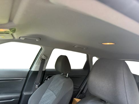 Used 2022 Kia Seltos LX AWD/4WD image 12