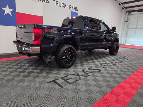 Used 2022 Ford F250 Lariat w/ Lariat Ultimate Package AWD/4WD image 24