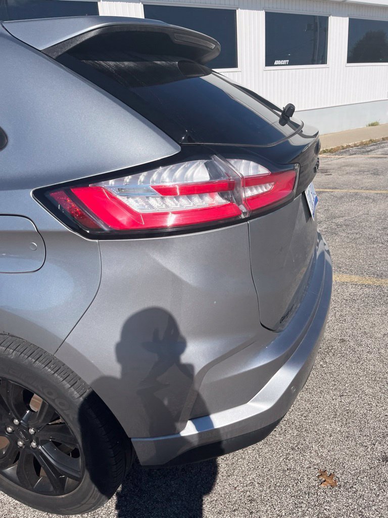 Used 2024 Ford Edge SE w/ Black Appearance Package AWD/4WD image 3