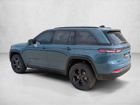 New 2026 Jeep Grand Cherokee Limited image 7