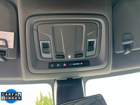 Used 2022 Chevrolet Silverado 1500 Custom w/ Safety Confidence Package AWD/4WD image 29