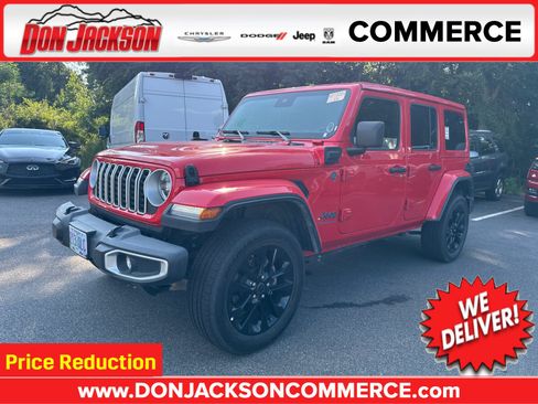 Used 2025 Jeep Wrangler Unlimited Sahara w/ Safety Group AWD/4WD image 1