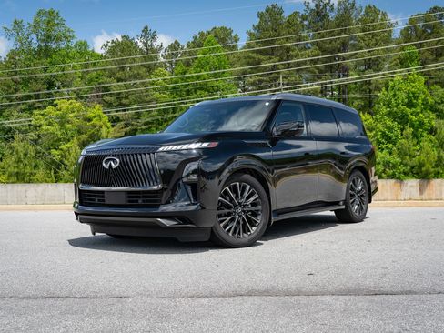 Used 2026 INFINITI QX80 Autograph w/ Premium Cargo Package AWD/4WD image 3