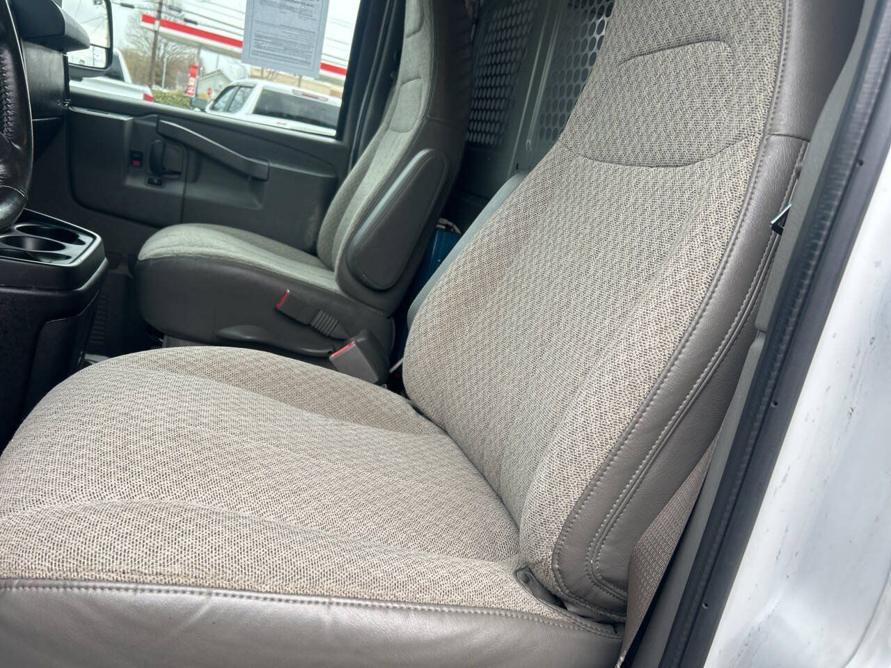 Used 2020 Chevrolet Express 2500 w/ Driver Convenience Package RWD image 10