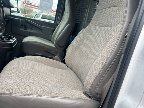 Used 2020 Chevrolet Express 2500 w/ Driver Convenience Package RWD image 10