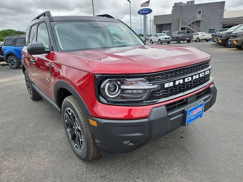 New 2026 Ford Bronco Sport Outer Banks AWD/4WD image 2