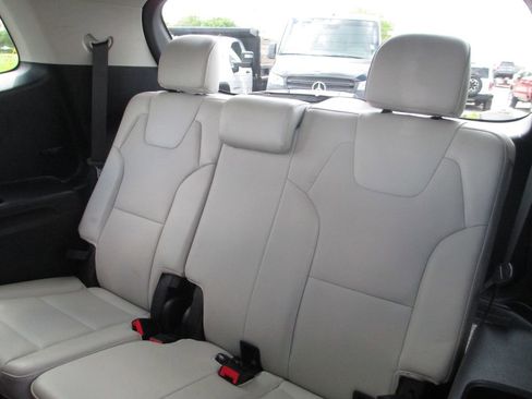Used 2020 Kia Telluride EX FWD image 21