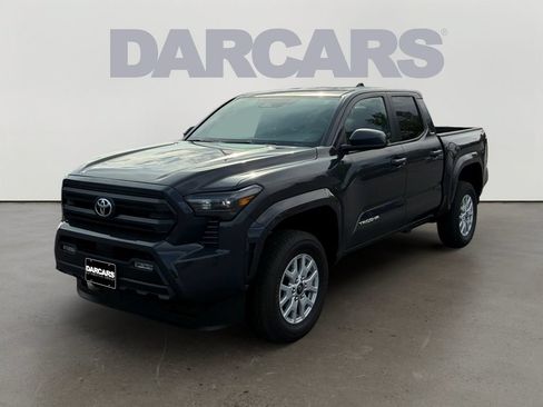 Used 2026 Toyota Tacoma SR5 AWD/4WD image 3