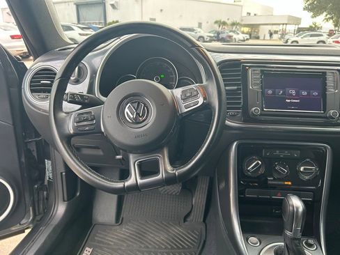 Used 2018 Volkswagen Beetle 2.0T S image 43