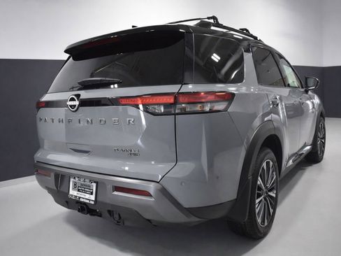 New 2026 Nissan Pathfinder Platinum w/ Cargo Package AWD/4WD image 8