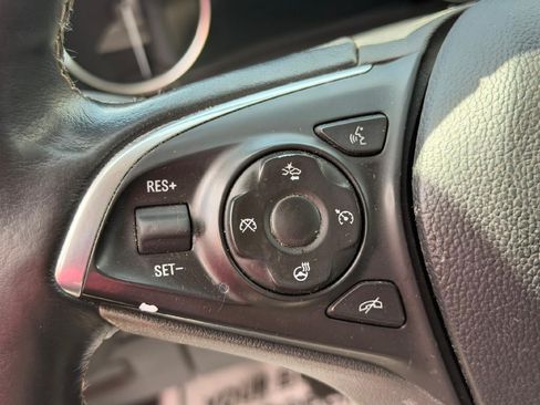 Used 2017 Buick Envision Premium AWD/4WD image 19