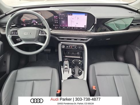 Used 2025 Audi Q5 Premium w/ Convenience Package AWD/4WD image 9