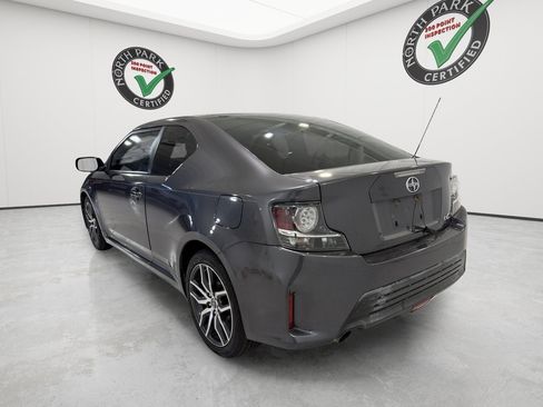 Used 2015 Scion tC FWD image 3