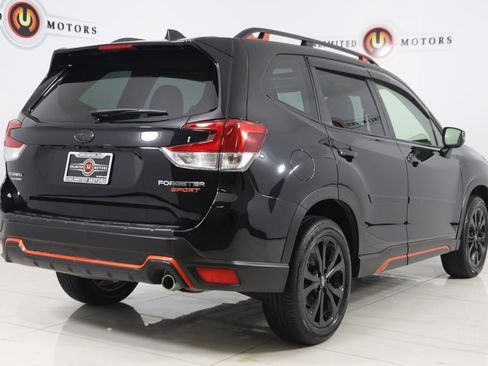 Used 2023 Subaru Forester Sport image 3