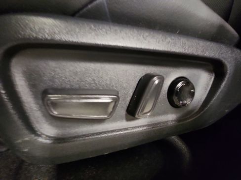 Used 2025 Toyota 4Runner TRD Off-Road Premium w/ Tow Technology Package AWD/4WD image 13