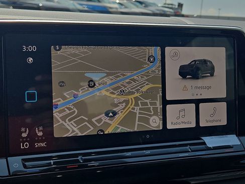 Used 2025 Volkswagen Atlas SEL Premium R-Line image 22