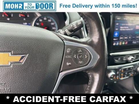 Used 2022 Chevrolet Traverse LT image 18