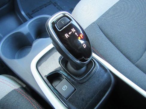 Used 2020 Chevrolet Bolt LT image 44