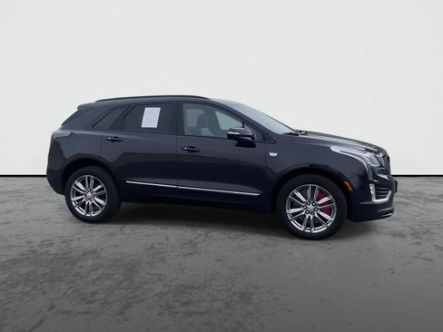 Certified 2025 Cadillac XT5 Sportv AWD/4WD image 9